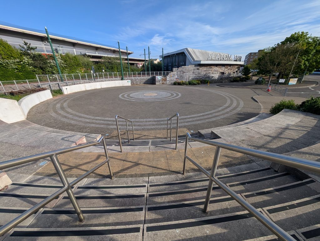Jurassic Soulful Ampitheatre